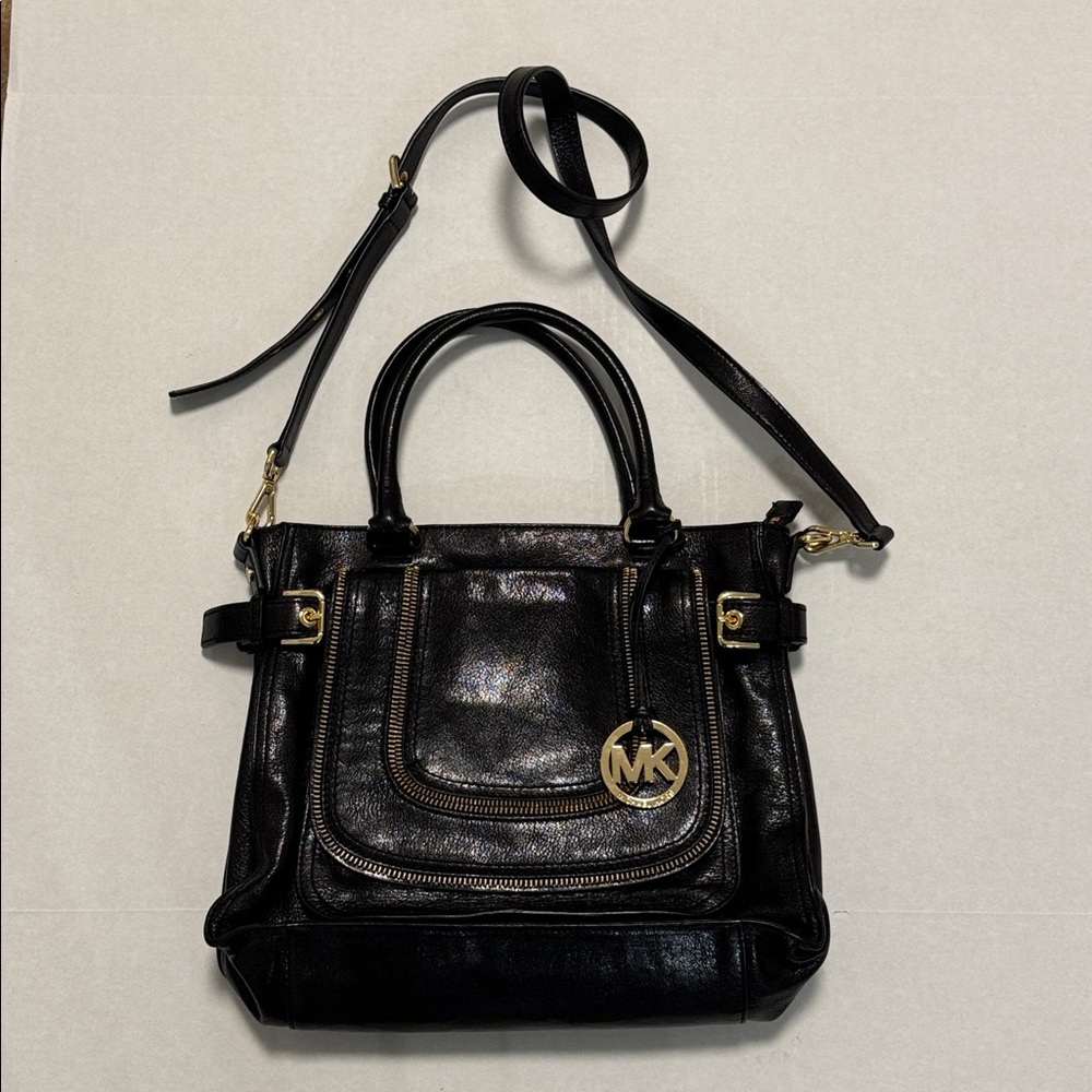 MICHAEL KORS Naomi Large Satchel Black Luxury Leather Zippers Handbag Purse Bag